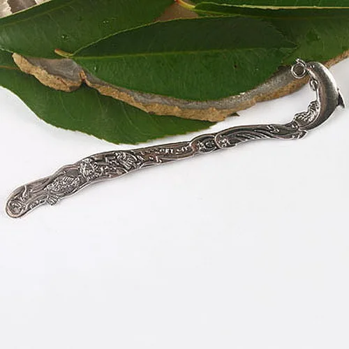 2pcs Tibetan Silver Dolphin Craft Bookmarks Design H3069 Jewelry Making Supplies