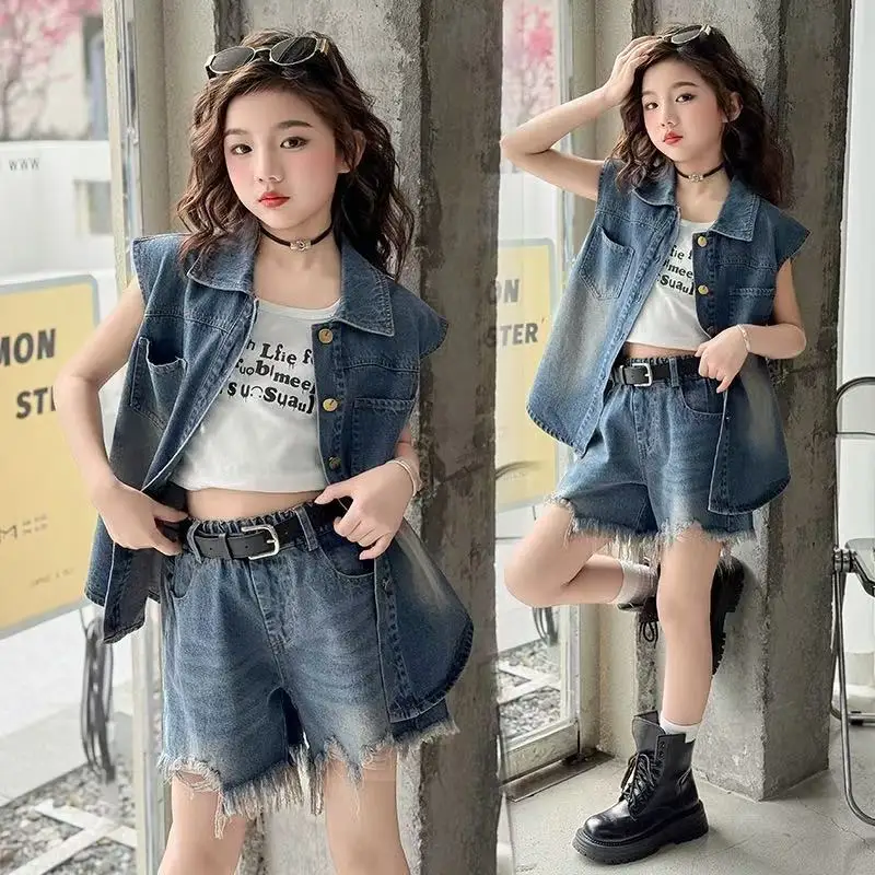 

Girls Denim Suit Children's Fashionable Vest Shorts Korean Version Fashionable and Western-style Sleeveless Two-piece Set Trendy