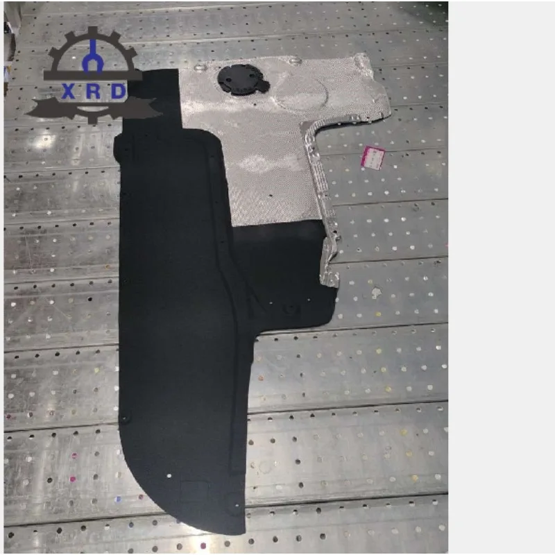 

51757207147 BM1228161 High Quality Parts Center Engine Splash Shield for BMW F10 528i 535i 520i 530i 2011-2016