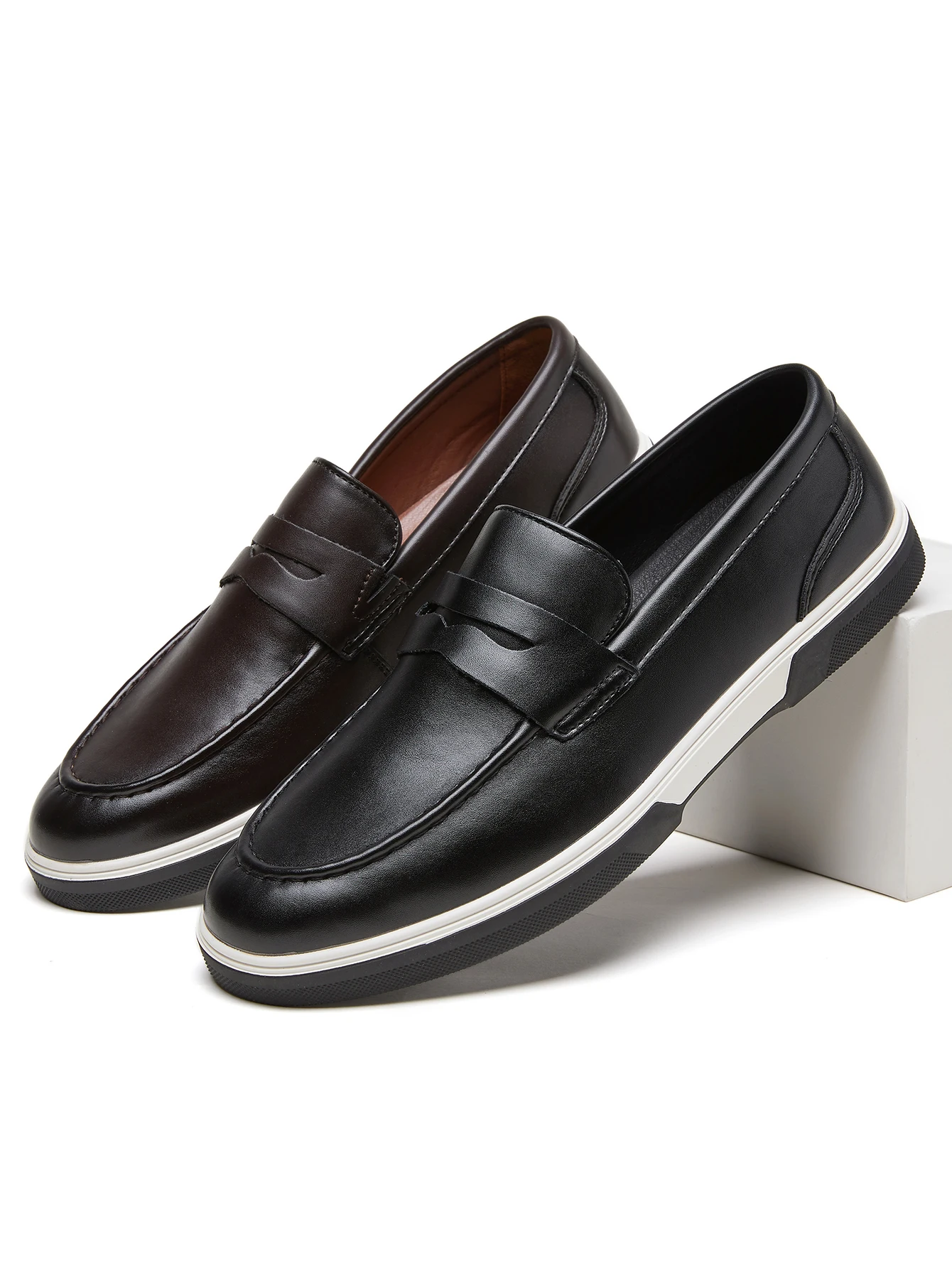 

Men Summer PU Round Toe Flat Sole Loafers Slip-On Casual Dress Shoes Lightweight Anti-Slip For Office Commute Footwear