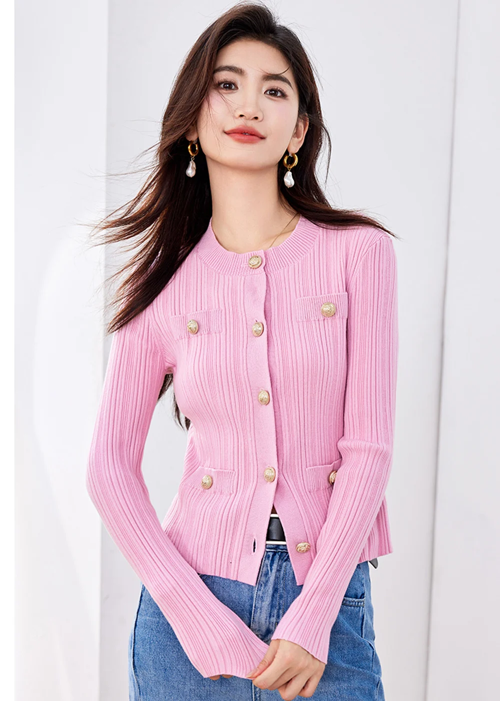 High Quality Fashion Women Long Sleeve Single-breasted Pink Knitted Cardigans Retro Elegant Ladies Golden Button Slim Short Tops