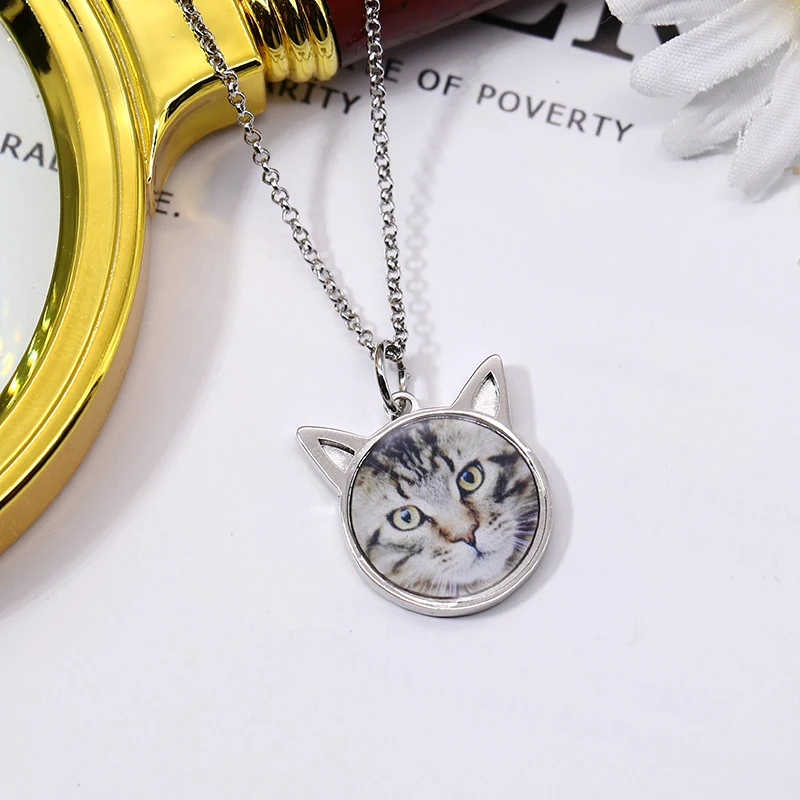 

Luxury Personalized Cat Photo Necklace Stainless steel Custom Photo Necklaces Custom Pet Portrait Gift For Women Pet Lovers