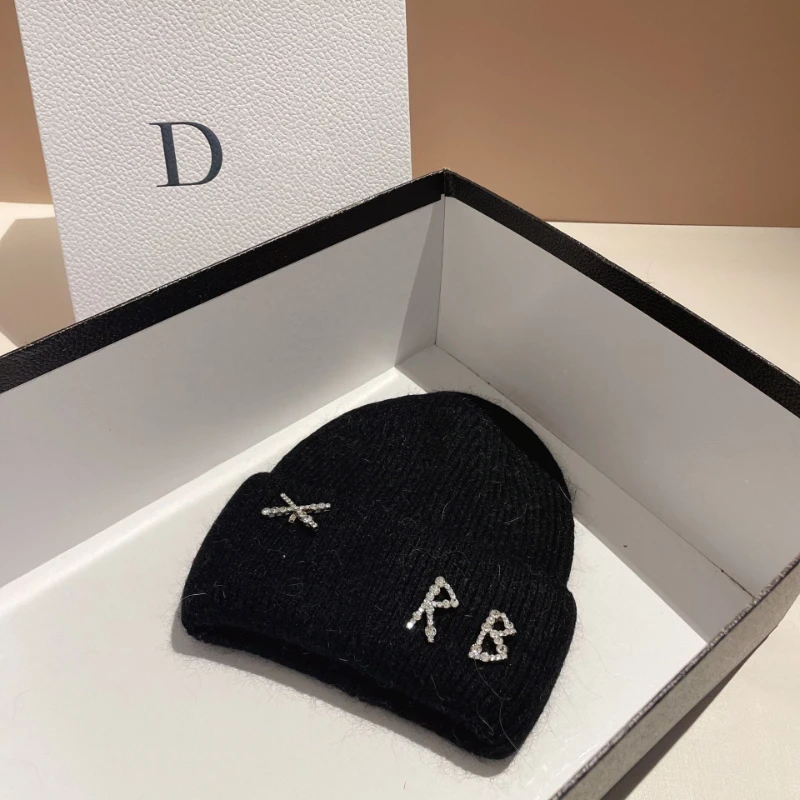 New Real Rabbit Fur Diamonds Letter Beanies Hats for Women Winter Warm Knitted Hat Famous Brand Lady Casual Bonnet Skiing Cap