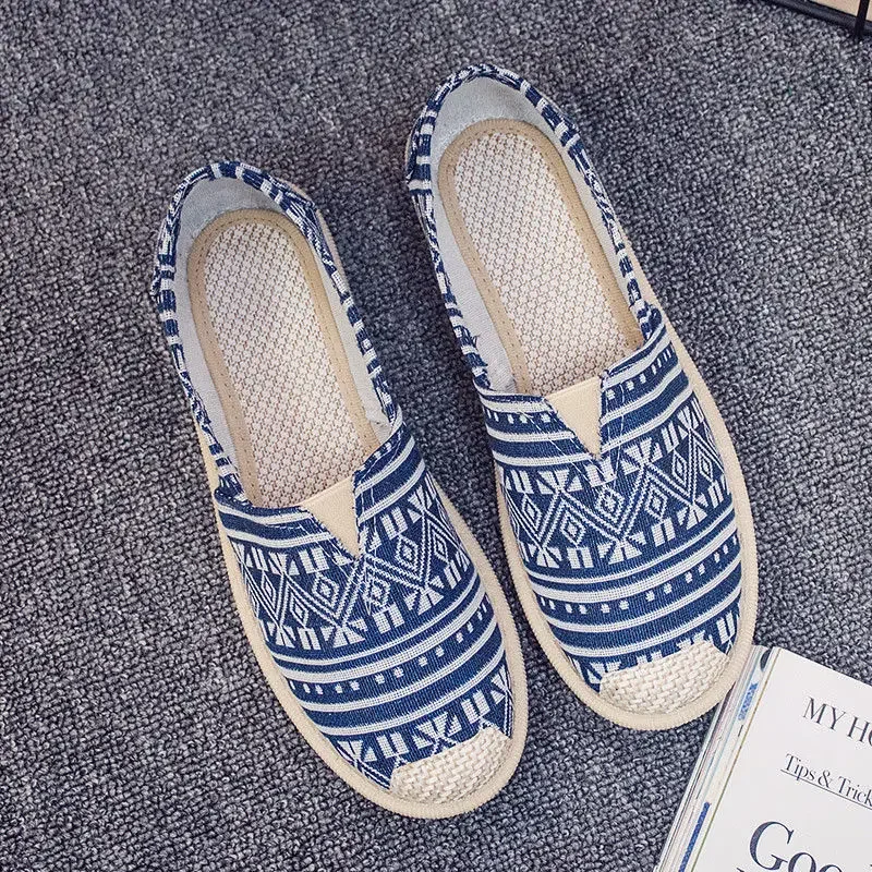 Niedrige weibliche Schuhe Slip on Damenschuhe flache Canvas Slipper mit hochwertigen Frühlings trends 2024 Neuankömmling Promotion billig