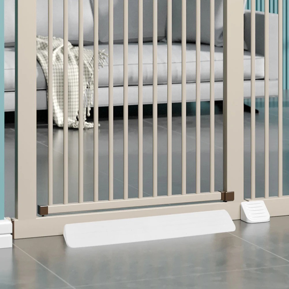 

2Pcs Fence Anti-skirt Boards White Door Transition Strip Outdoor Dog Gate Deck Baby Safety Pet Fences Stairway