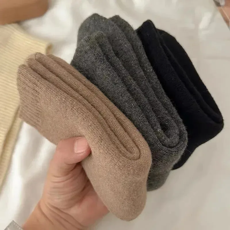 3Pairs Warm Merino Wool Hiking Socks  Super Thick Thermal Winter Boot Socks Men Heavy Warm Trekking Socks Cold Weather Outdoor