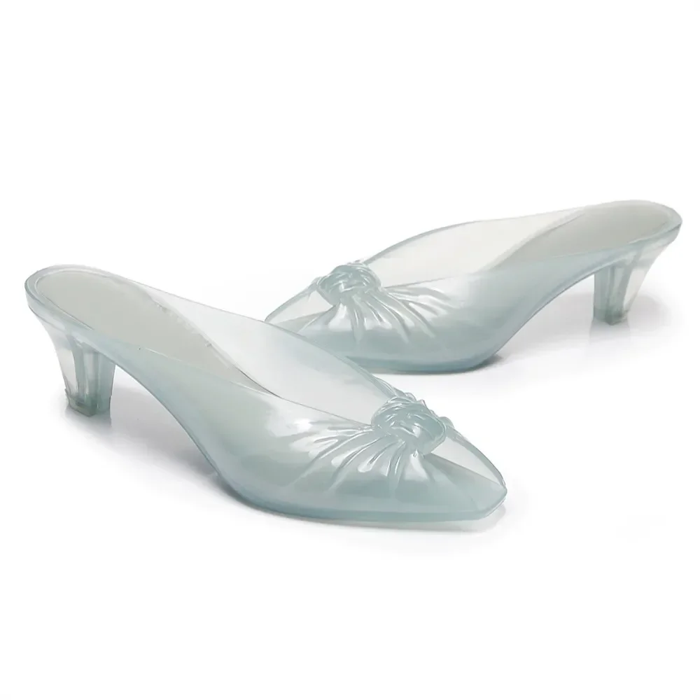 Sommerliche Damen-Sandalen in Rauchgrau, Jelly-Mules mit geknoteter Vorderseite, Peeptoe, transparent, mit mittelhohem Absatz, zum Hineinschlüpfen, für lässige Strandpartys. – Detail 11