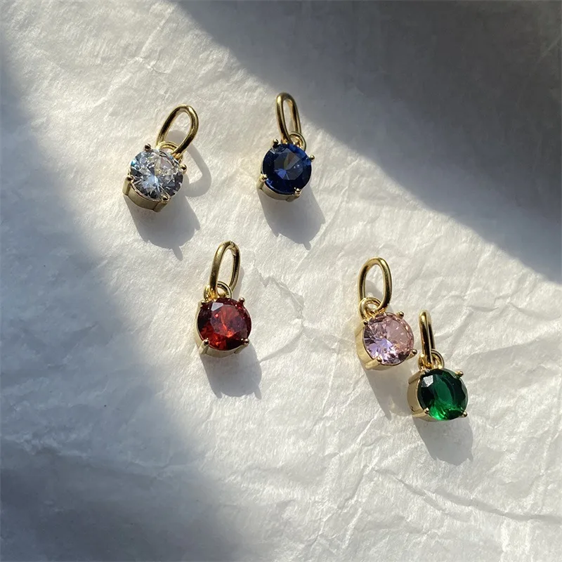 CARLIDANA Minimal Dainty Mini Kleiner Charm Mädchen Junge 316L Edelstahl Strass Runde Charms Anhänger Halskette Schmuckherstellung