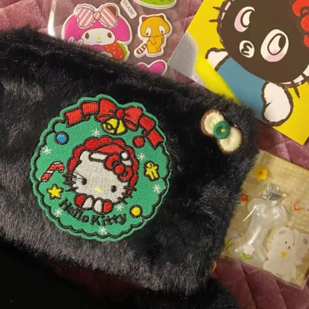 Sanrio Hello Kitty-cartera de felpa con cremallera de 13Cm, tarjetero, monedero, cambio suelto, cosméticos, almacenamiento multicapa, regalo de Navidad para Amiga