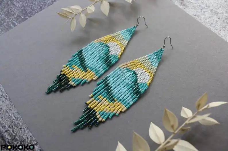 

ZGMXR Rice bead earrings Tassel Alloy Bohemia Geometry Versatile Landscape Scenery Gradient color Hand-woven Beaded earrings