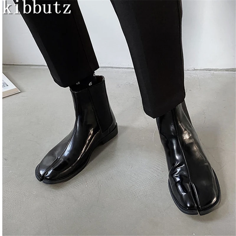 Botas masculinas de couro PU preto dividir toe, dedo do pé redondo, deslizamento em botas de Chelsea, sapatos retrô casuais masculinos Derby, novíssimo