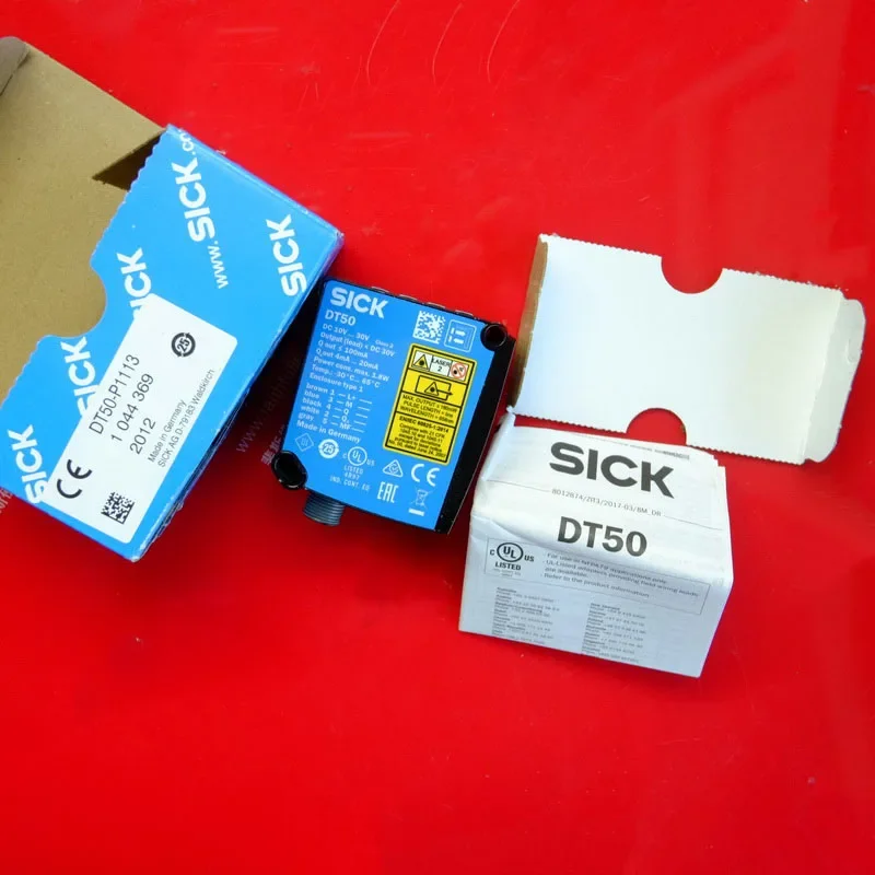 

Mid-range distance sensor laser distance sensor distance sensor brand new original DT50-P1113