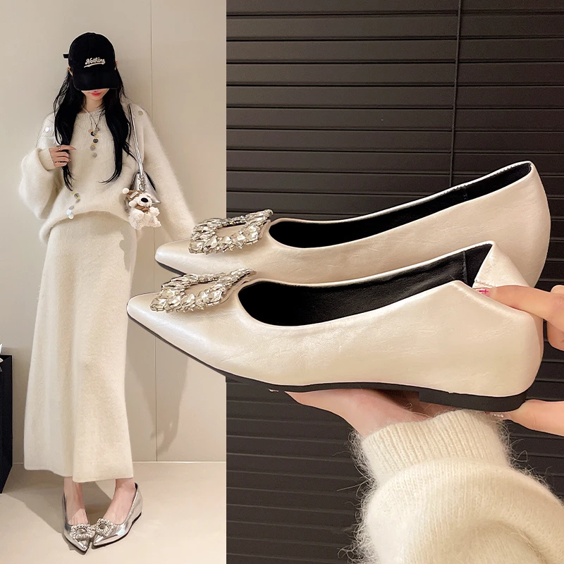 Women Fashion Heels - Chaussures à talons hauts tendance, bout