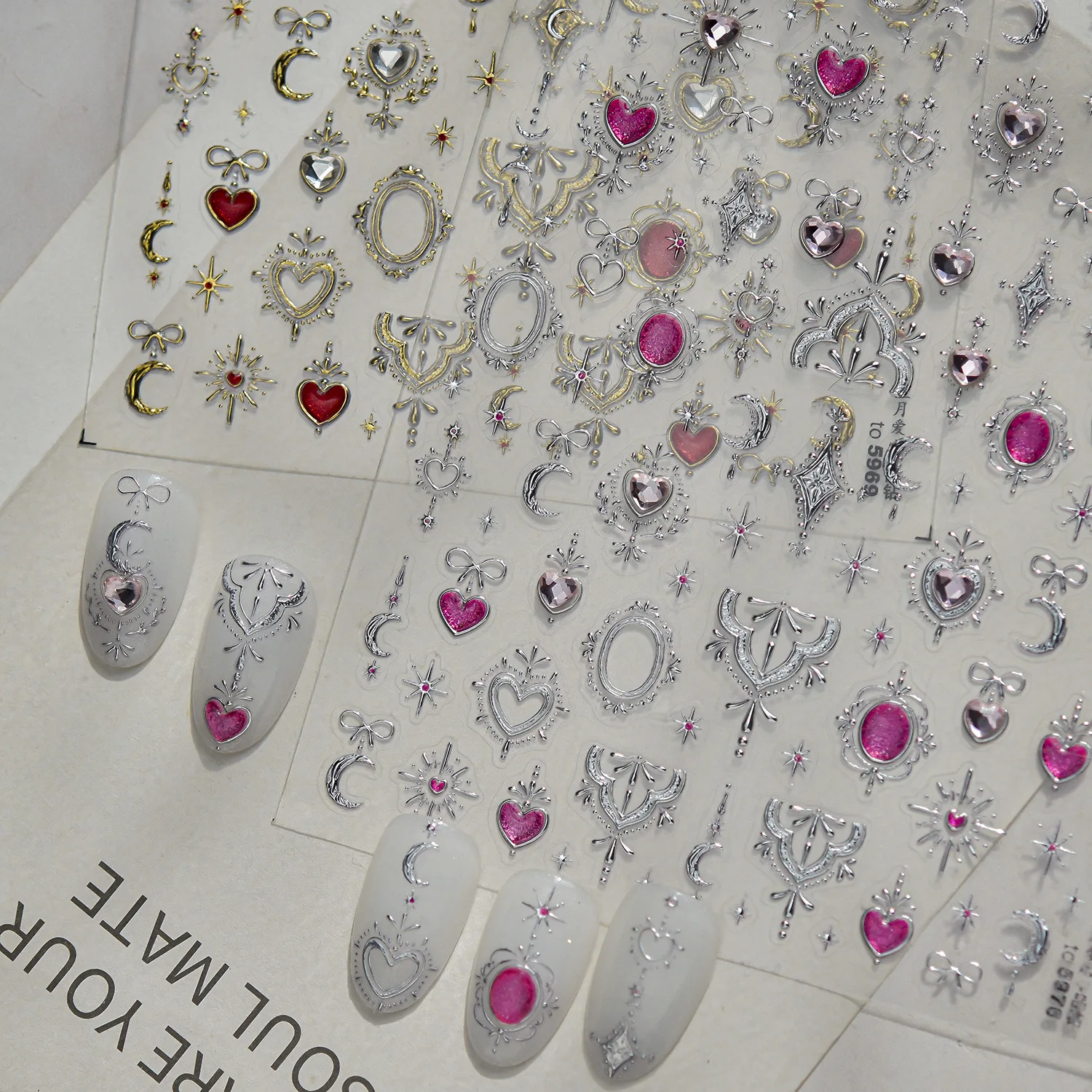 Luxury Gold Silver Nail Sticker Contour Red Heart Moon Star Butterfly Crystal Pattern Self-adhesive Nail Art Decora Stickers DIY