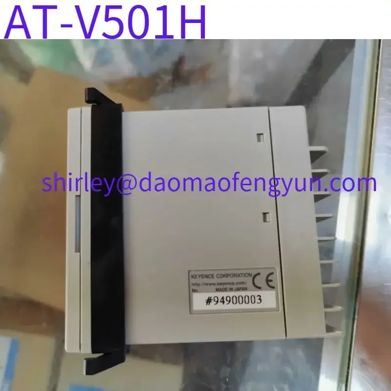Used Displacement Sensor Digital Display Controller AT-V501H