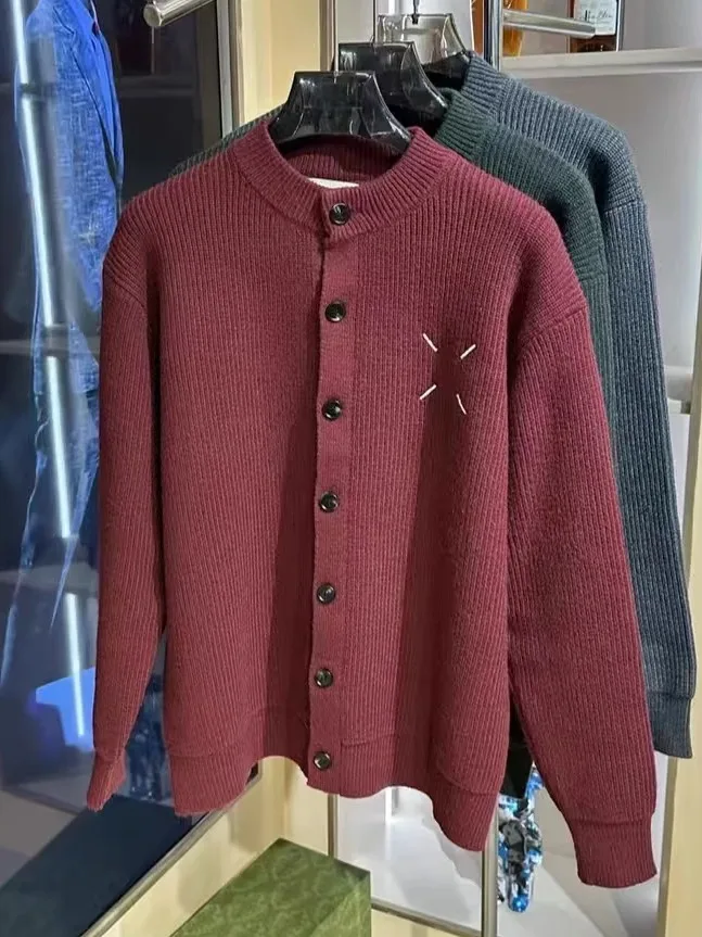 

Высококачественный вязаный свитер-джемпер для мужчин: модный, стильный, осенне-зимний, новинка, приталенный крой, повседневный, с круглым вырезом...