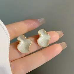 White Enamel Oil Leaf Stud Earrings for Women Geometry Irregular Curling Edge Earrings Party Trendy Personality Jewelry Gift