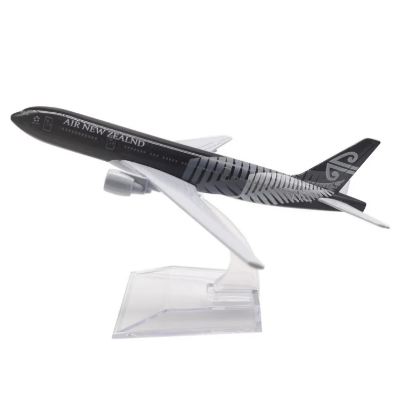 

16 cm B777 Air New Zealand 1:400 Scale 777 Aircraft Model with Base Alloy Plane For Collectible Souvenir Show Gift Decoratio
