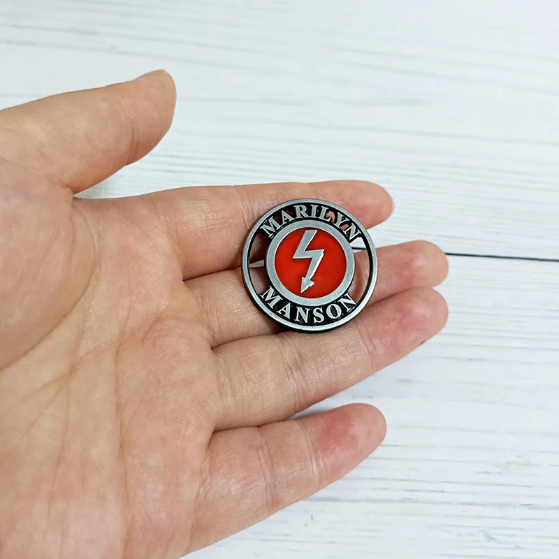 Marilyn and The Manson Pin Rock Music Sign Periphery Enamel Brooch Lapel Badge for Music Fans Friends Gift