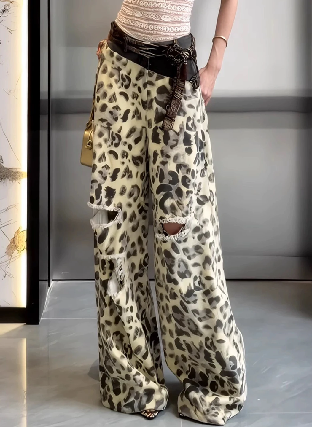 

Women Leopard Print Patchwork Jeans Vintage Distressed Denim Pants High Waist Flared Trousers Retro Y2K Style Casual Streetwear