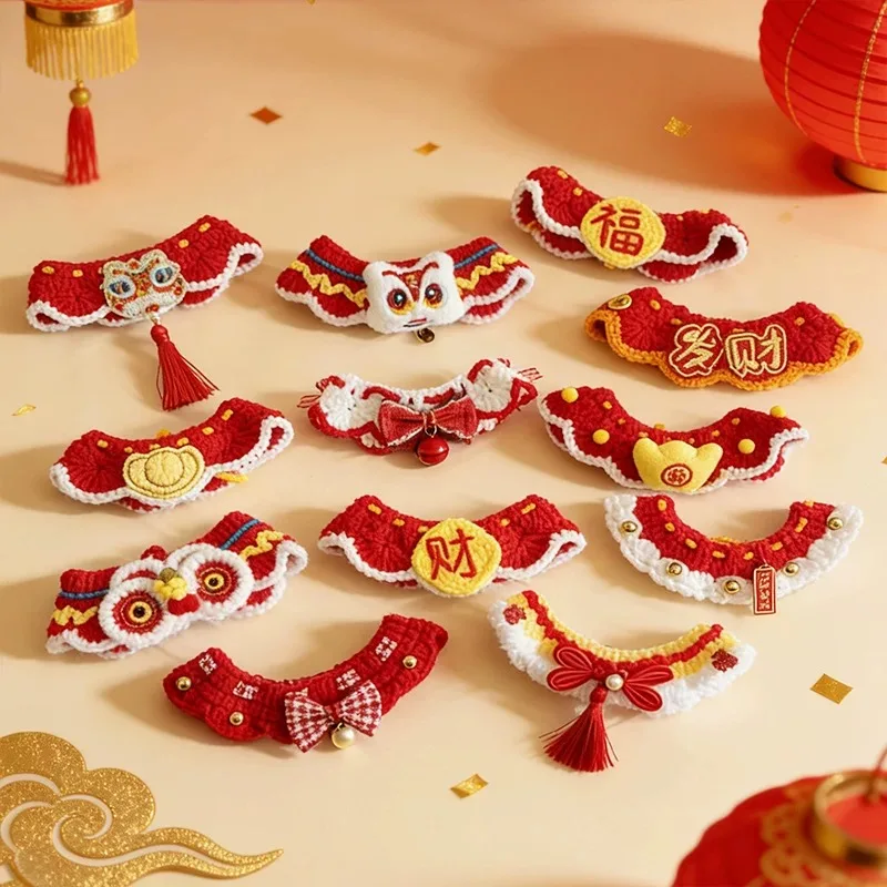 

2025 New Festive New Year Pet Scarf Knitted Collar For Cats And Dogs Cross-Year Decoration