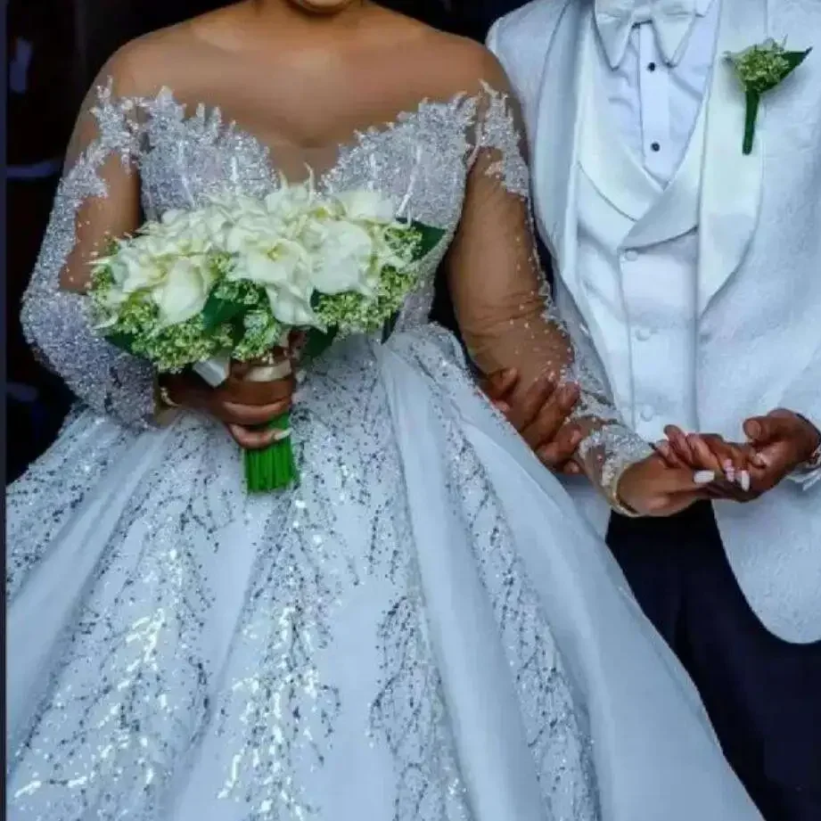 Vestido De novia personalizado con cuello redondo, cuentas brillantes y lentejuelas, Vestido De novia De talla grande, Vestido De novia africano hinchado