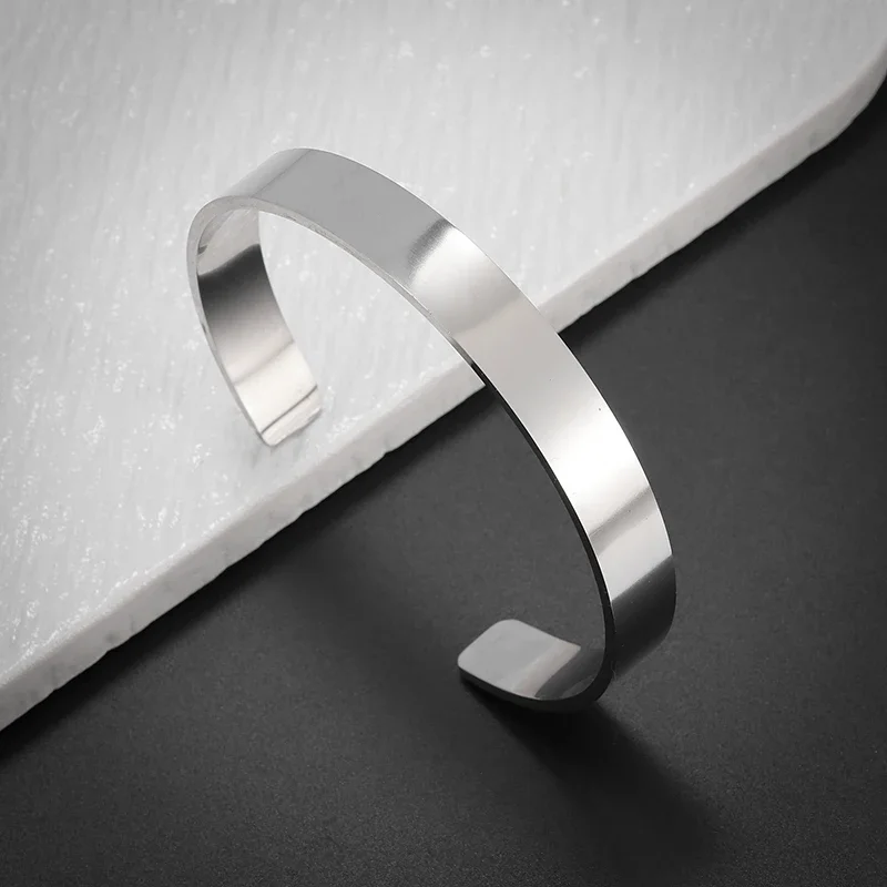 High Quality Polished Titanium Steel Glossy Carved Opening Adjustable Bracelet Suitable for Men's Fashion Stacking Jewelry