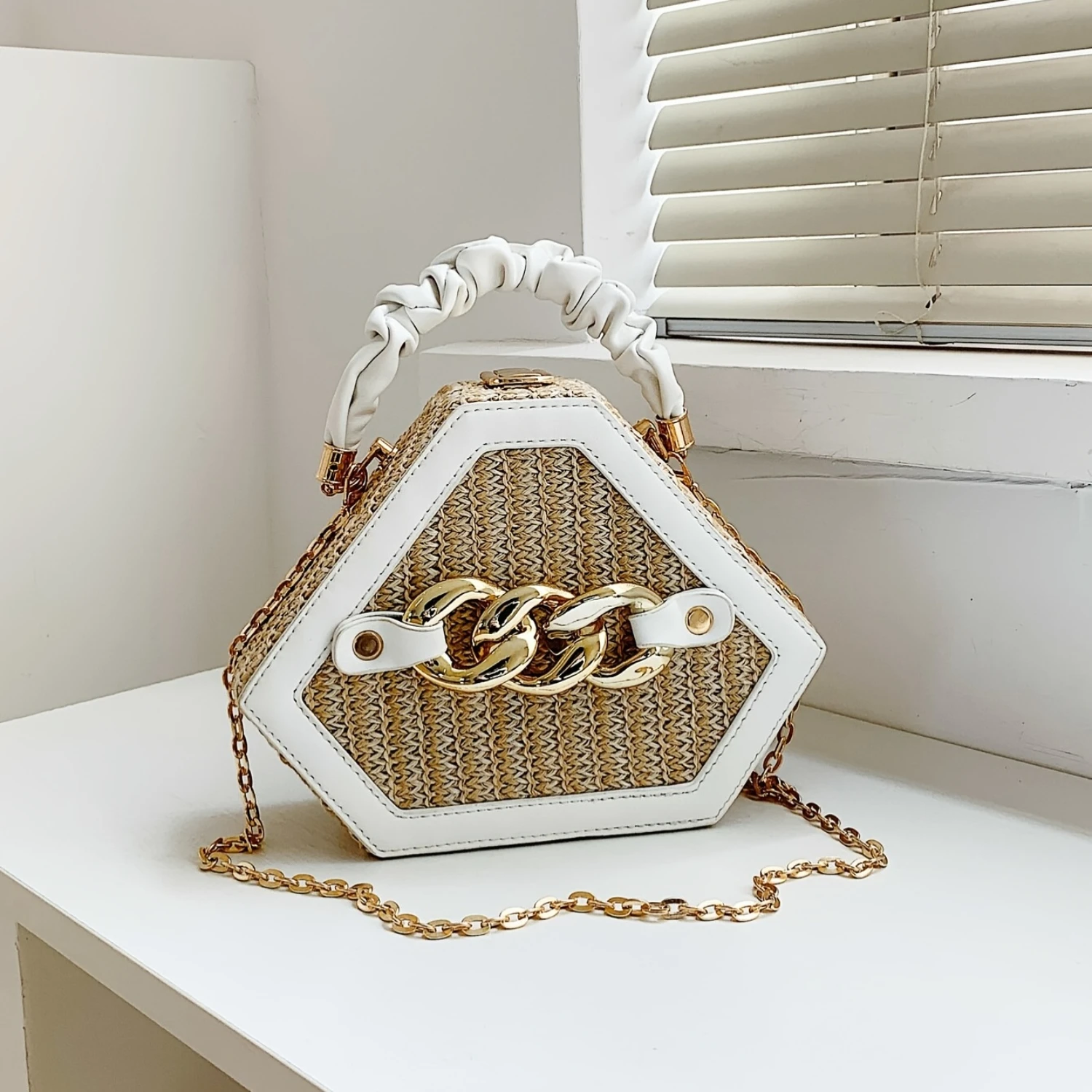 Chain Shoulder Bag, Fashion Top Handle Straw Box Bag, Women's Vacation Style Purse.