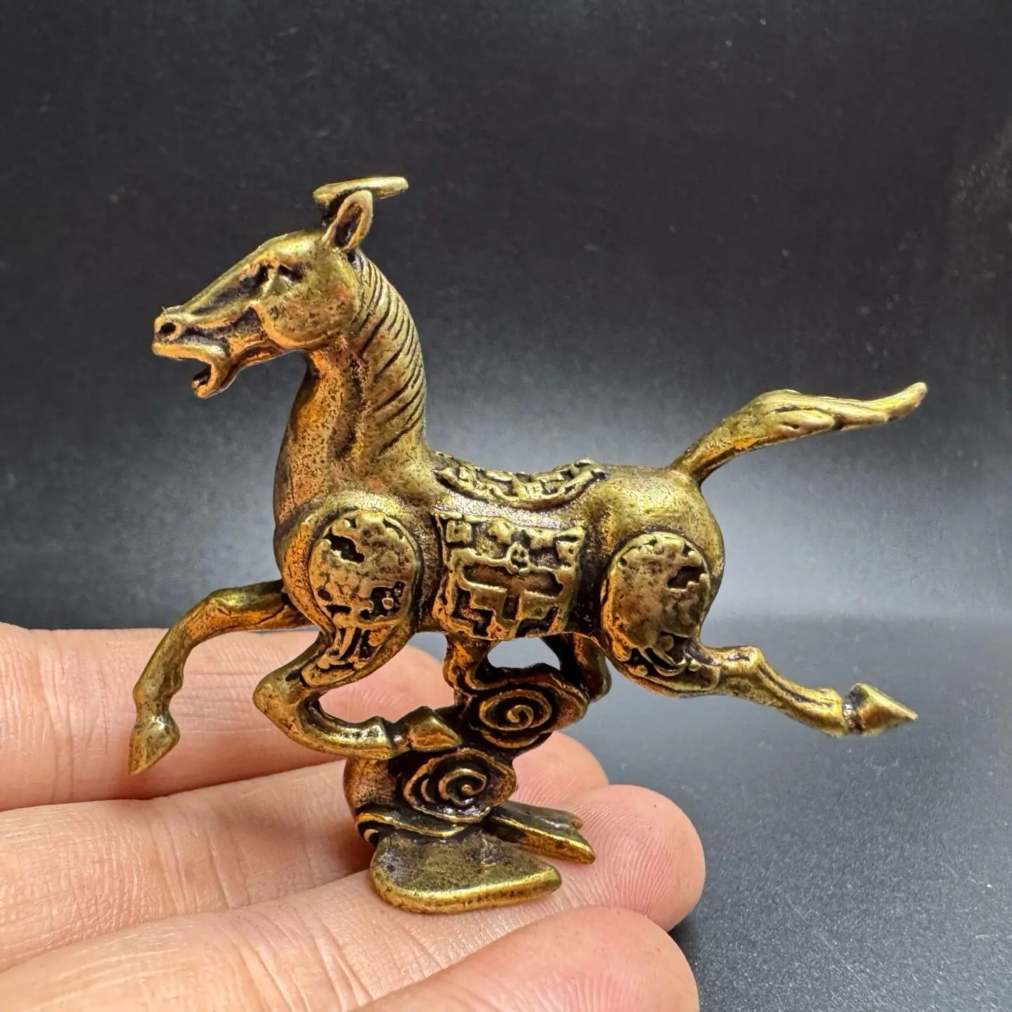 Ma Ta Feiyan brass solid ornament immediately Feiyan home tea pet decoration creative copper ornament desktop ornament