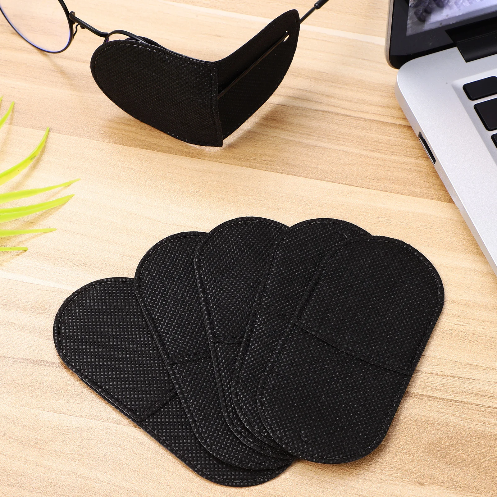 

12Pcs Glasses Eye Patches Reusable Non Woven Fabric Amblyopia Patches Lazy Eye Glasses Patch Breathable Skin Friendly