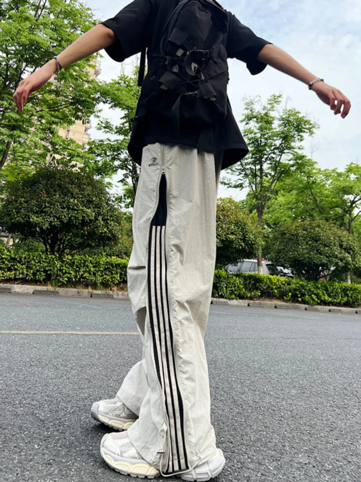 

Мужские летние тонкие брюки из ледяного шелка с полосками, быстросохнущие, свободного кроя, повседневные, молодежные, прямые, длинные