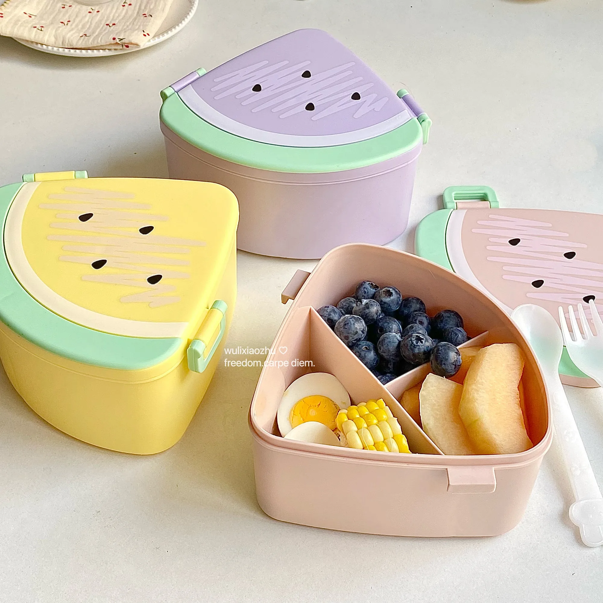 Watermelon cute lunch box can microwave to heat the work bento box compartment with lid fruit preservation box