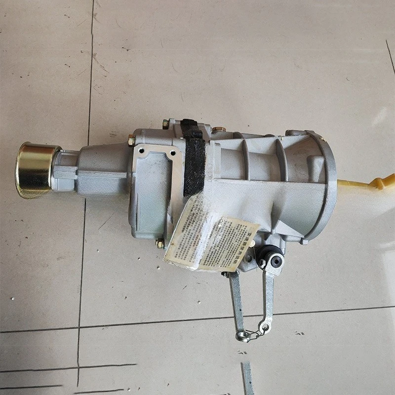Transmission 4Y gearbox 5RY manual fifth gear