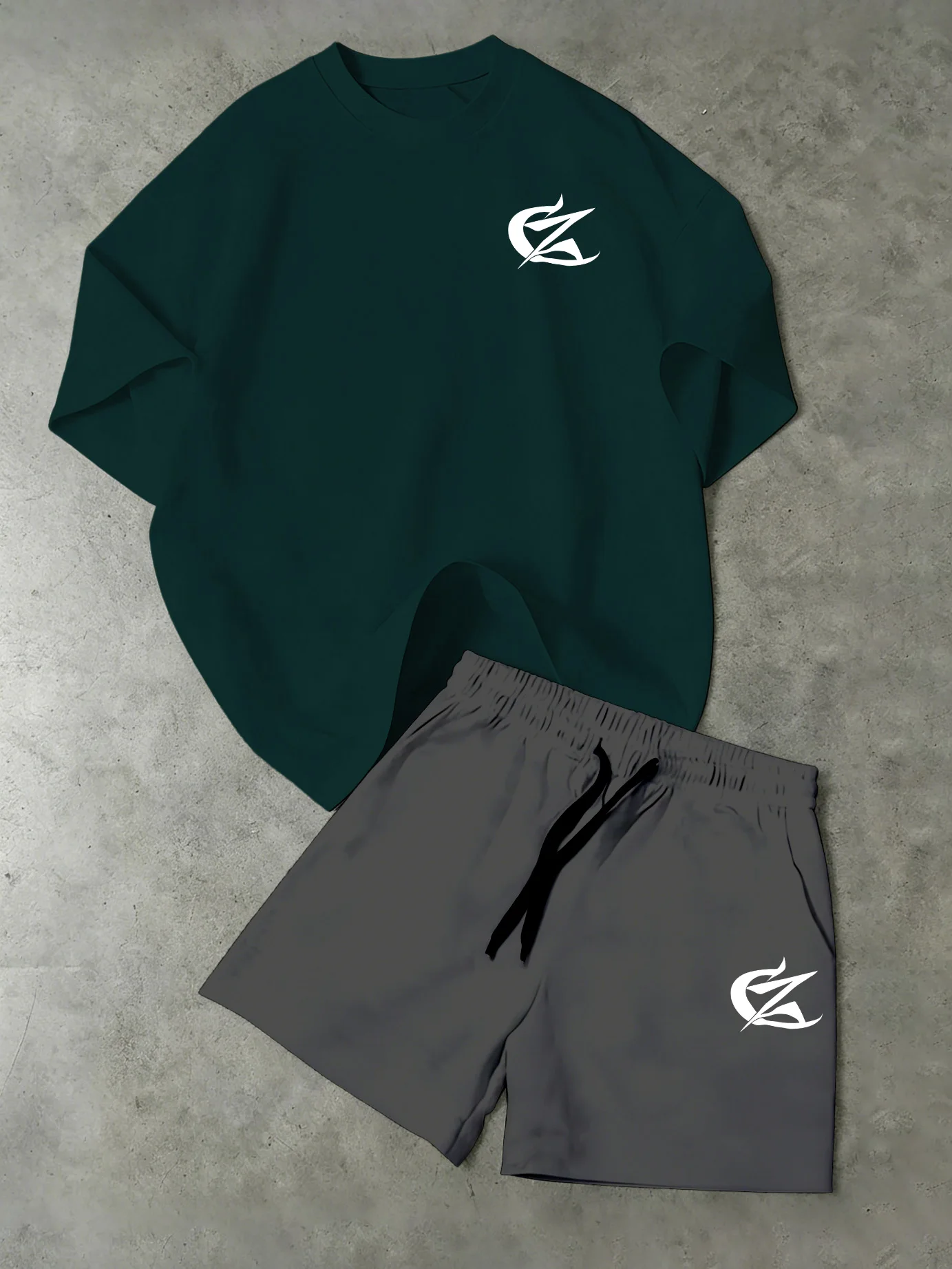 

Versatile CZ Abstract Logo Matching Tracksuit, Basic Short Set For Urban Sightseeing, Weekend Parties & Daily Outfits