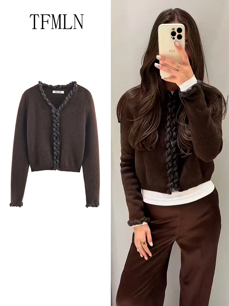 

TFMLN 2025 Autumn Women Knitted Sweaters Fashion Soft V-neck Long Sleeve Causal Cardigan Tops Sweet Girls Chic Street Outwear