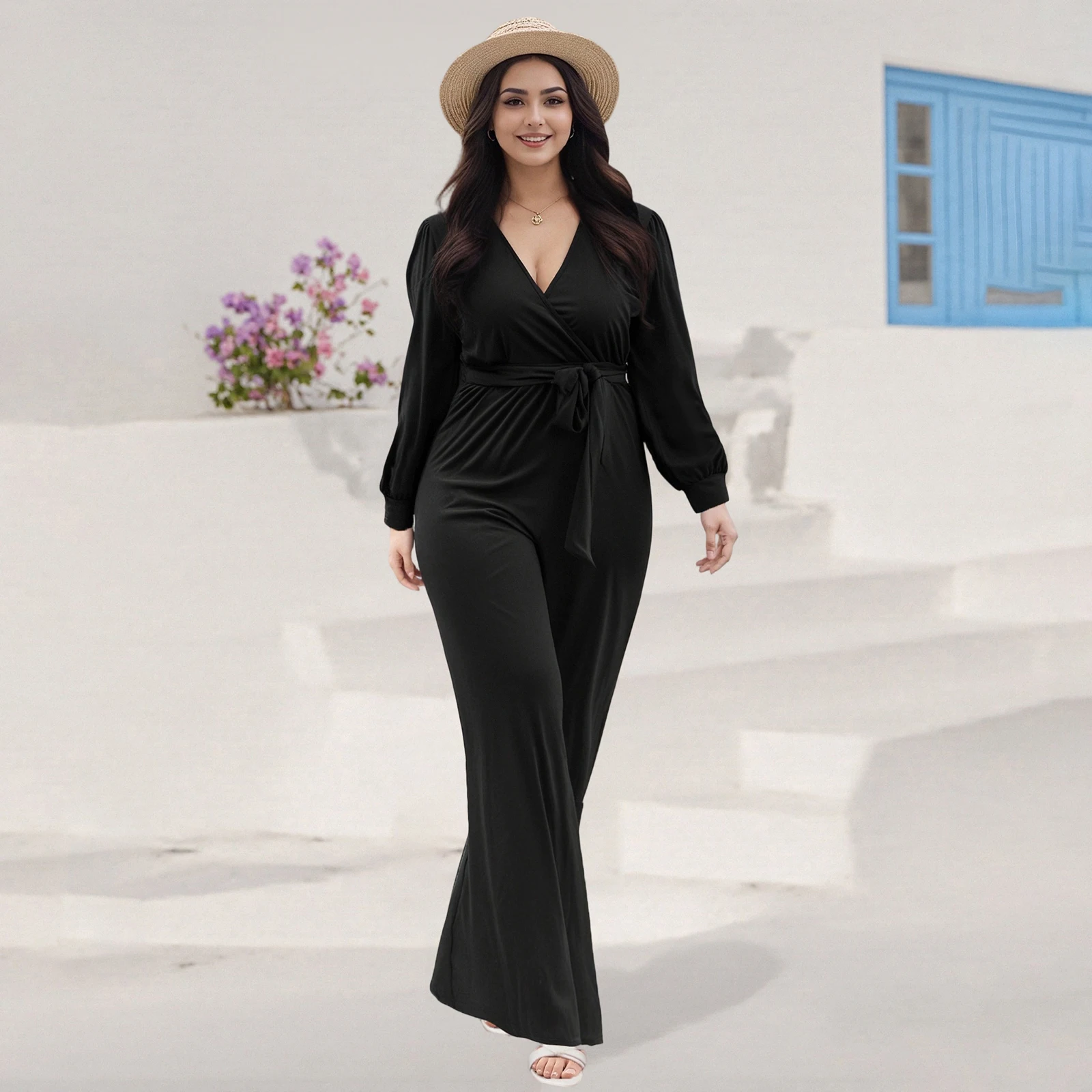 بذلة نسائية بمقاس كبير بلون سادة ورقبة على شكل حرف V وأكمام طويلة وساق مستقيمة مع حزام