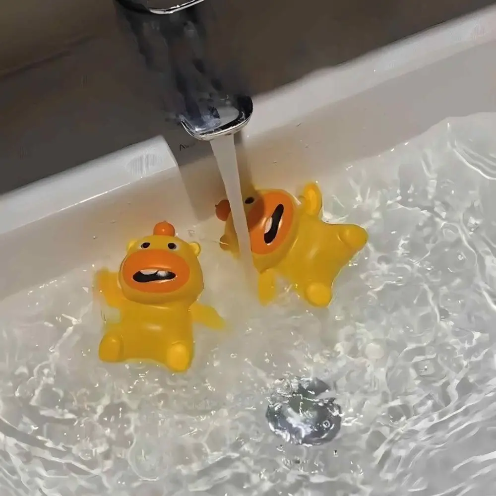 Nuovo cartone animato Capybara Lulu Wind-up Regalo antistress Capybara Bambole Bagno da bagno in plastica