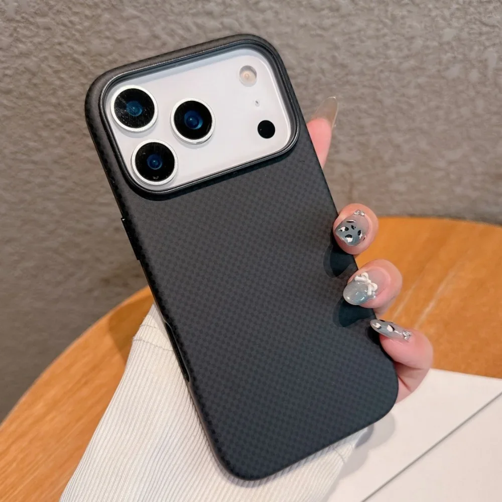 Custodia magnetica integrata di lusso con struttura in fibra di carbonio di fascia alta per IPhone 17 Pro Max Air 17Pro per custodia protettiva antiurto Magsafe