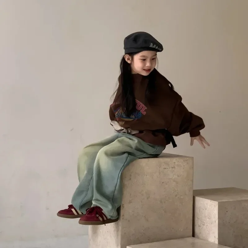 الأطفال هوديي 2025 الشتاء الكورية طفل الفتيان الفتيات إلكتروني طباعة بلوزة من الصوف الاطفال فضفاضة سميكة الدافئة البلوز القمم