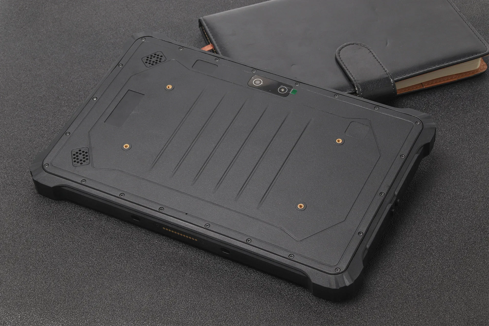 كمبيوتر لوحي متين محمول باليد من Enterprise Rj45 GMS 2D Ip67 Win11 Wifi GPS NFC 4g Lte كمبيوتر لوحي متين ضوء الشمس قابل للقراءة #4