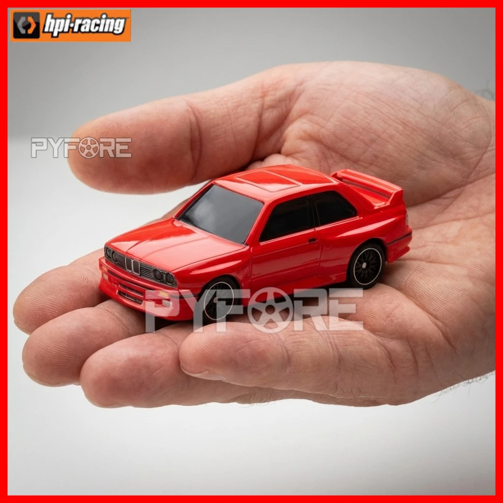 

HPI 160990 160991 Nano-TTR M3 RAVAGLIA 1/64 RC Drift Car – 2.4GHz Remote Control Mini Racing Model