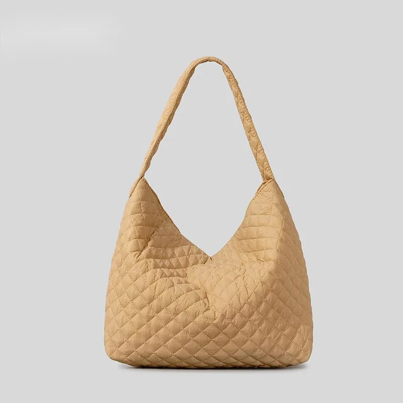 

New Diamond-shaped Quilted Shoulder Bag For Women, Large Capacity, Lightweight Nylon Handbag, Simple And Versatile Tote Bag