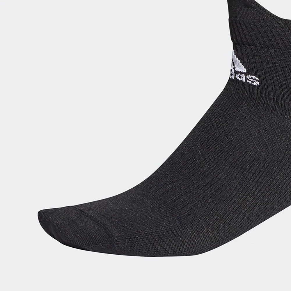 Adidas Sports Series Black Ankle Socks Breathable Moisture Wicking Comfortable For Running And Fitness