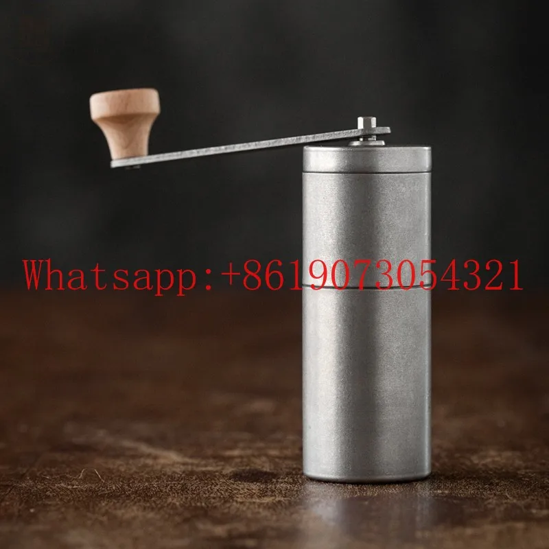 

Small bean grinder Stainless steel coffee bean grinder Manual retro bean grinder Steel core adjustable by hand