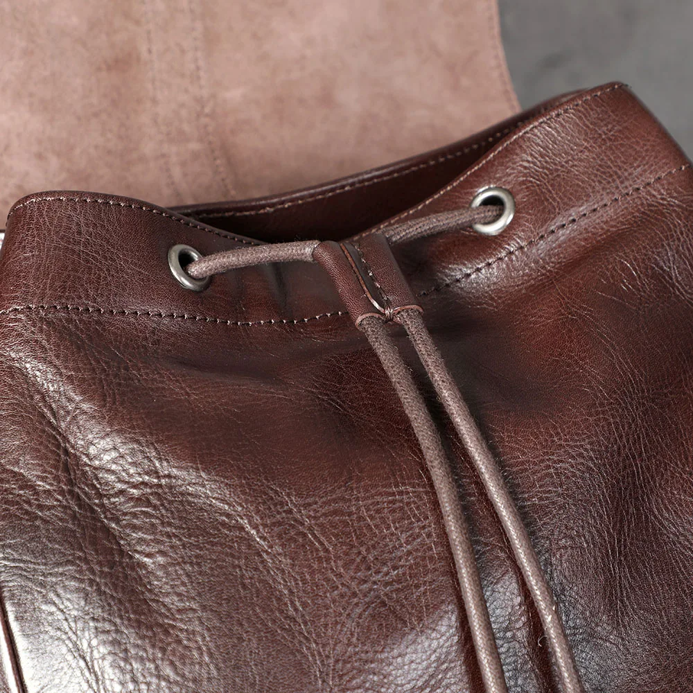 Lässiger Herrenrucksack aus echtem Leder, Laptoptasche für Herren, Reisetasche, Obermaterial aus Rindsleder, modischer Herrenrucksack im Preppy-Stil – Detail 30