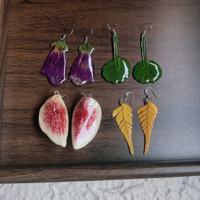 

Серьги ручной работы из эпоксидной смолы с натуральными растениями: милые серьги с зелеными листьями, серьги с натуральным плодом инжира, украшения, индивидуальная упаковка