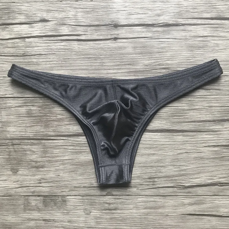 Herren Bade String: Der perfekte Unterwäsche-Style für Jungen und Männer