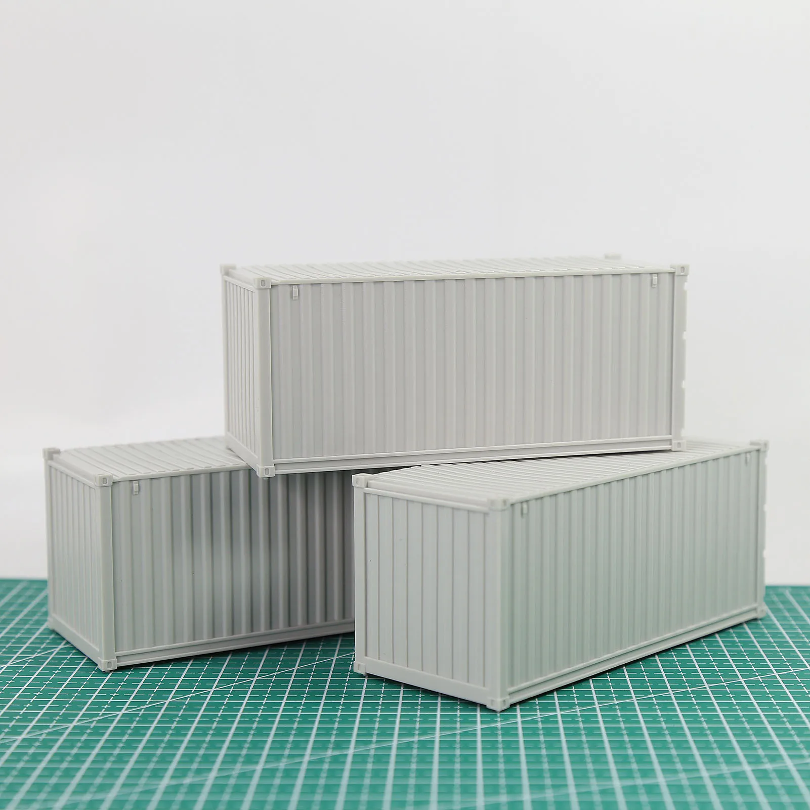 Evemodel O Scale 20ft Blank Undecorated Uncolored Shipping Container C4320JJ Model Trains