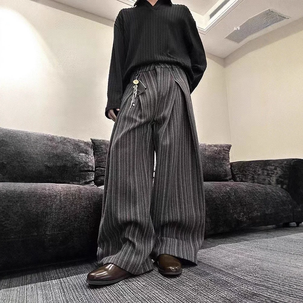 

American Lazy Style Pants Pleated Design Loose Wide Leg Stripe Men's Casual Pants Versatile Floor Length Trousers for Youth