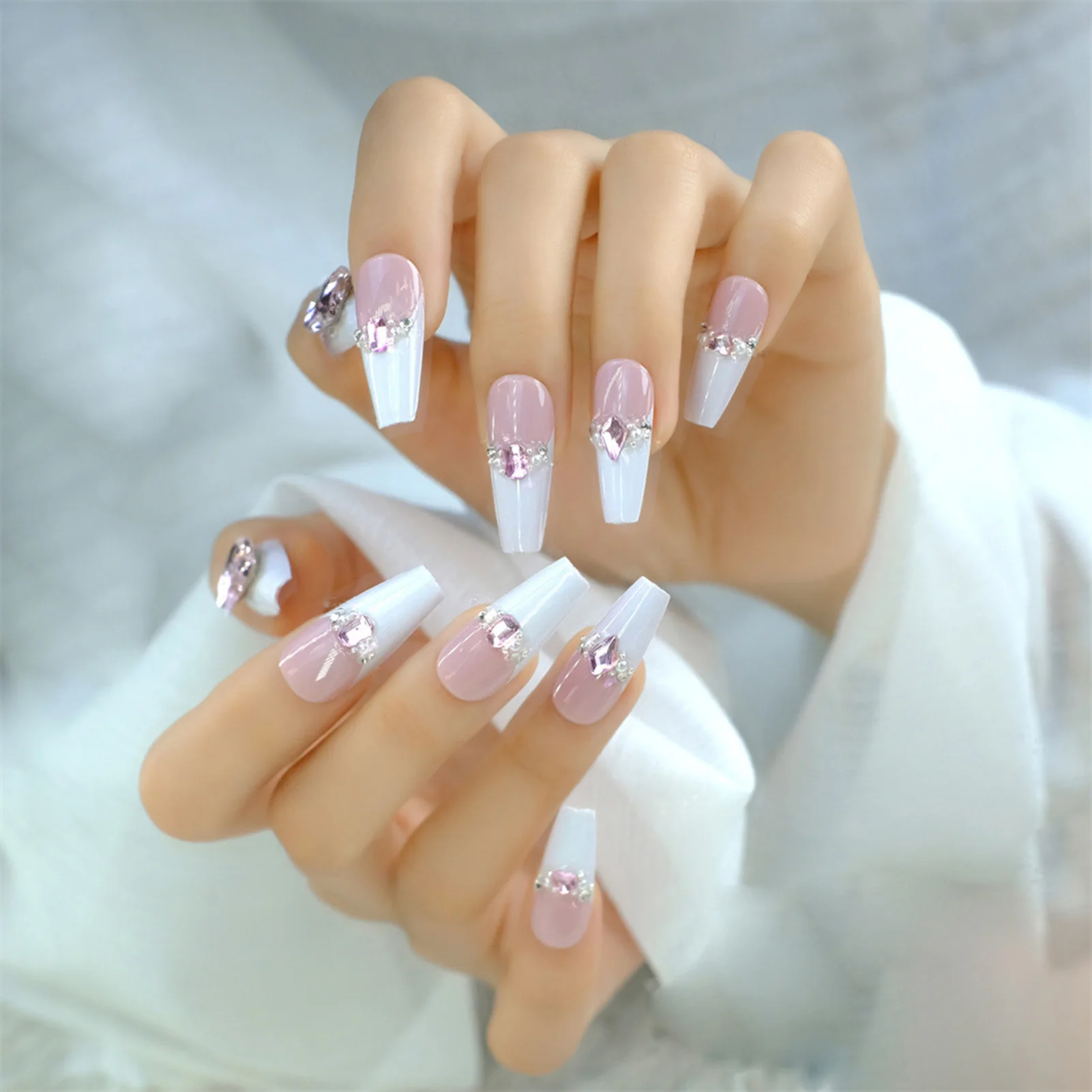 Pink Rhinestone Embellished Fake Nails Long Trapeziform with Diamond Decorations Nails for Manicure Lover Daily Home DIY